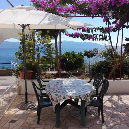 Apartments By The Sea Brist, Makarska - 505 Podaca Exteriör bild