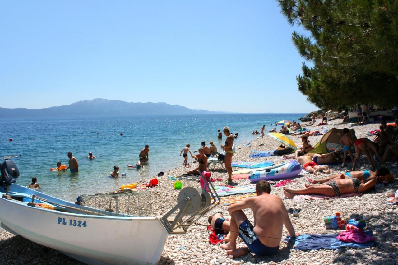 Apartments By The Sea Brist, Makarska - 505 Podaca Exteriör bild