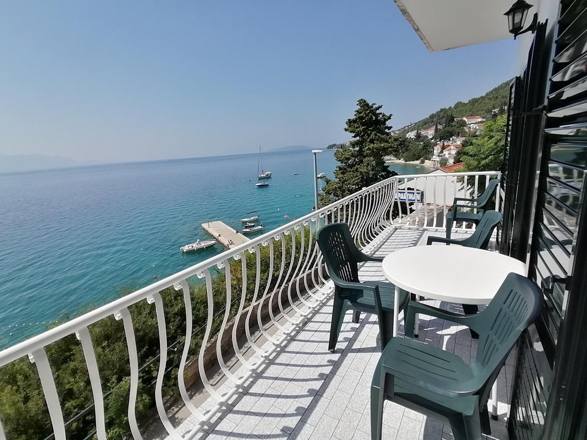 Apartments By The Sea Brist, Makarska - 505 Podaca Exteriör bild