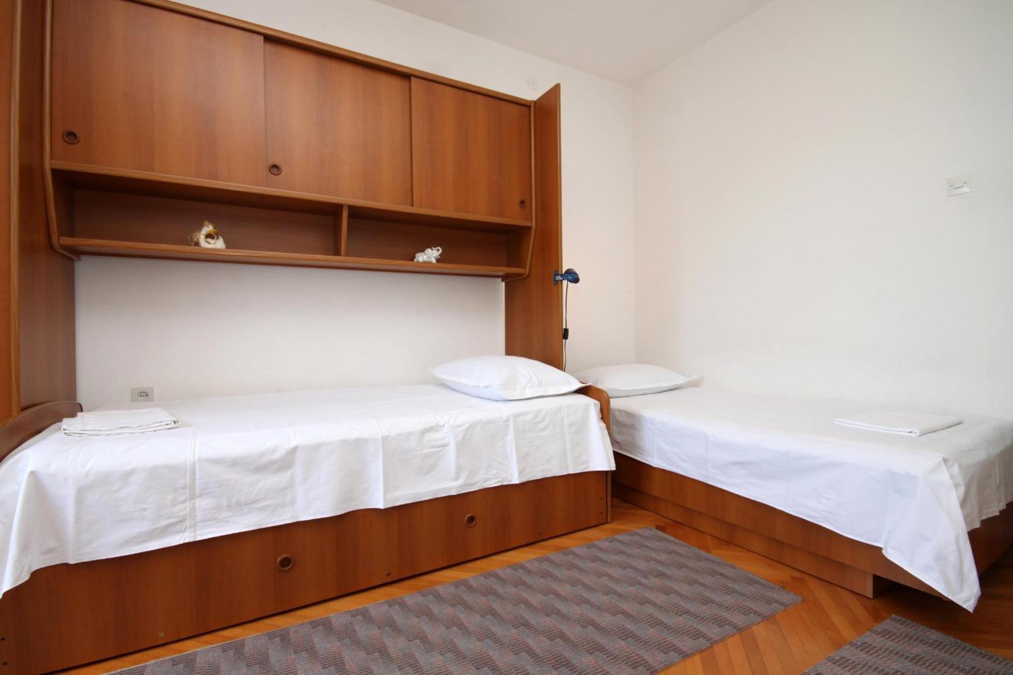 Apartments By The Sea Brist, Makarska - 505 Podaca Rum bild